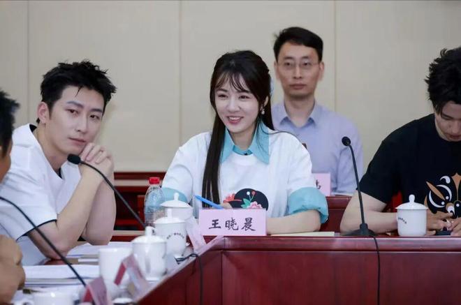 主角座谈会亮点:刘浩存真挚发言获赞,窦骁幽默引爆笑场 第13张 主角座谈会亮点:刘浩存真挚发言获赞,窦骁幽默引爆笑场 第13张