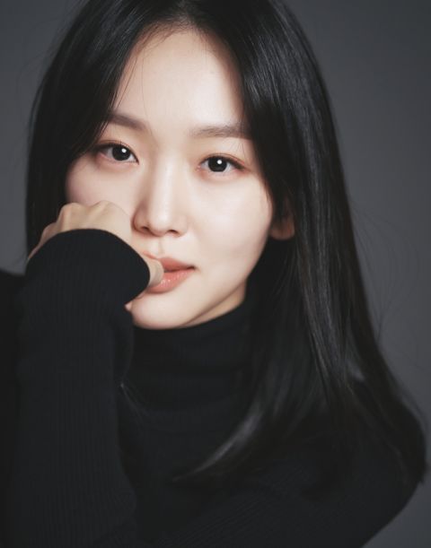 秦基周在Netflix新剧中饰演反差督察，铁拳教育演技获赞成新代表作  第4张