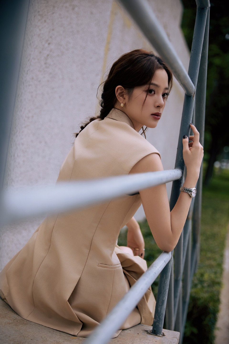 欧阳娜娜午后自由感召 光影回眸追溯灵感时刻  第3张