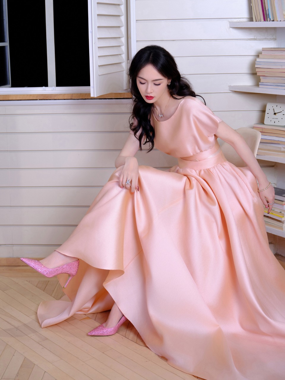 唐嫣心存美满自会灿烂 月华流转温柔序章  第3张