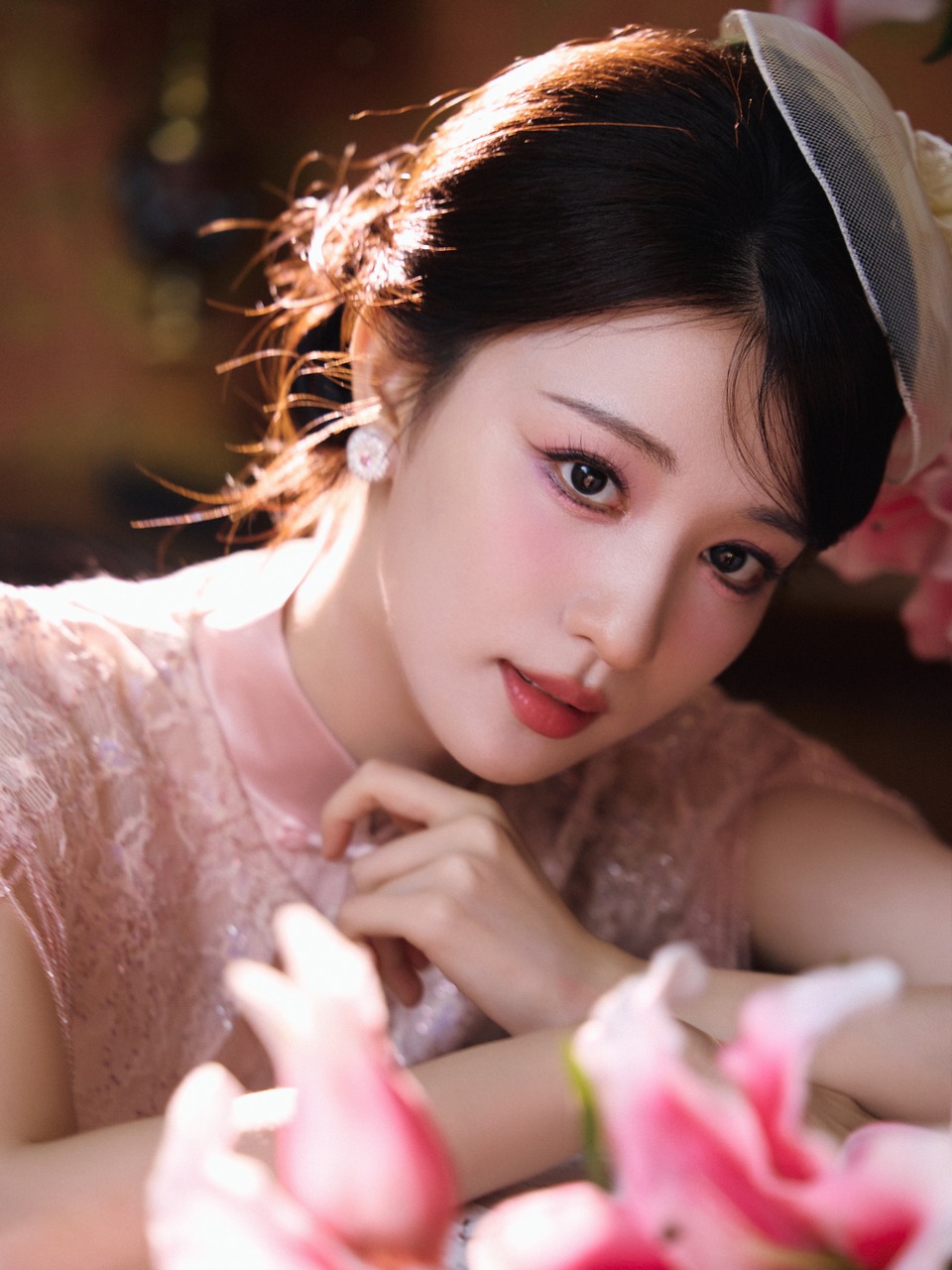 王楚然如诗如画素兰知意 眉眼颦蹙间东方柔骨  第7张