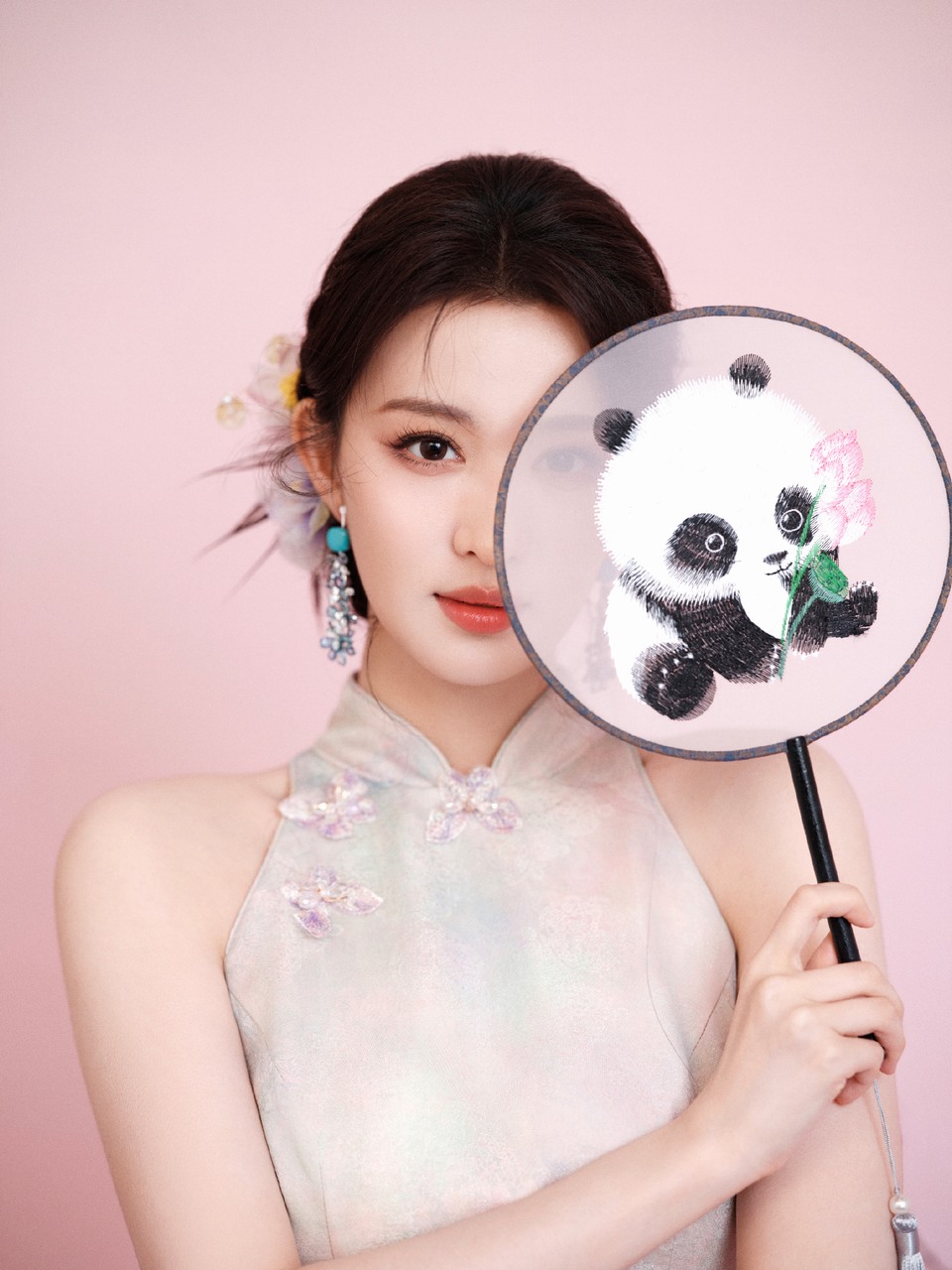 王楚然素净雅致清秀蕴韵 共同感受中式美学格调  第10张