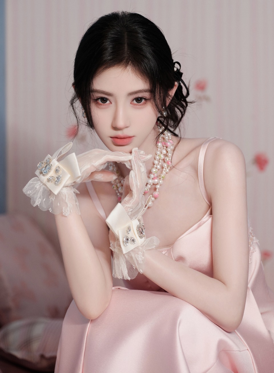 鞠婧祎穿越浪漫绮梦装点粉色温柔 点亮一场怦然心动  第3张